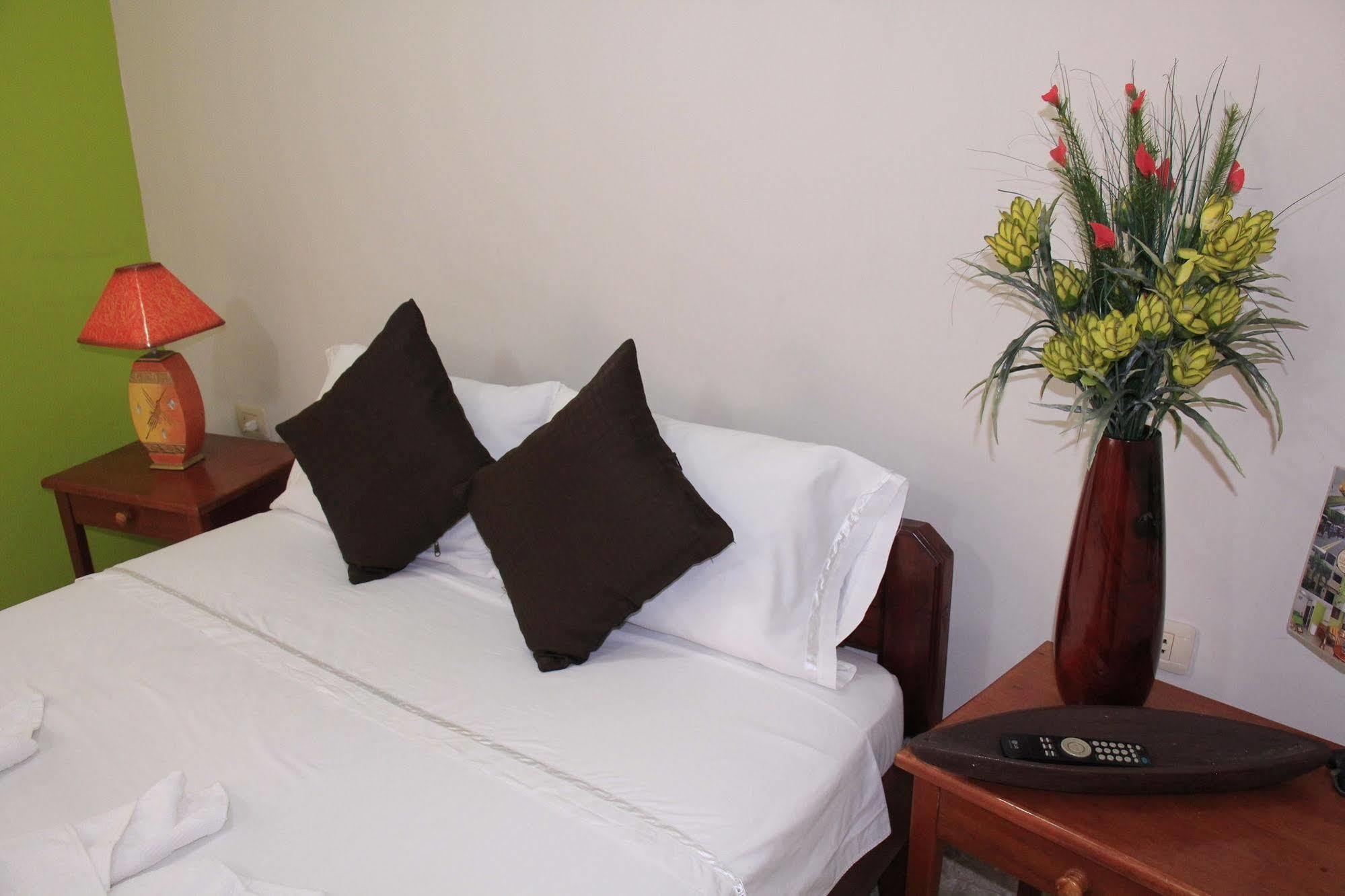Nativa Apartments Iquitos Esterno foto